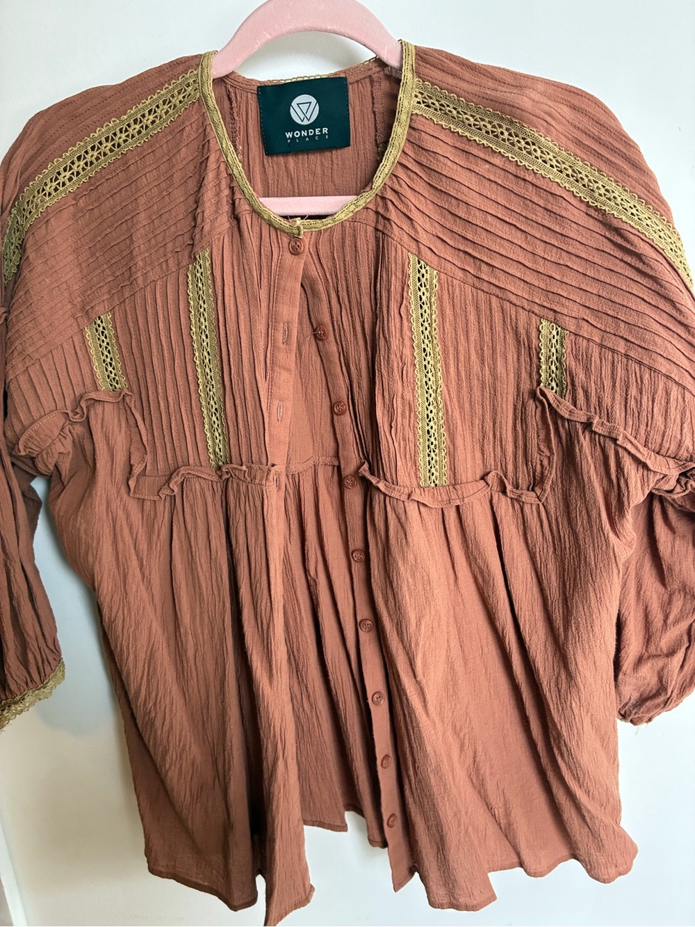 Wonder Place Textured Button-Front Women's Top in Terracotta with Trim